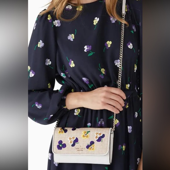 Kate Spade New York ss2023 Wild Petal chain crossbody bag/wallet LIKE NEW - Picture 9 of 10